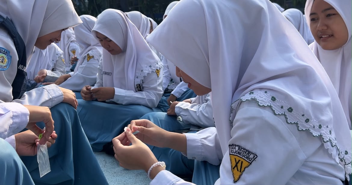 PEMBAGIAN TABLET TAMBAH DARAH