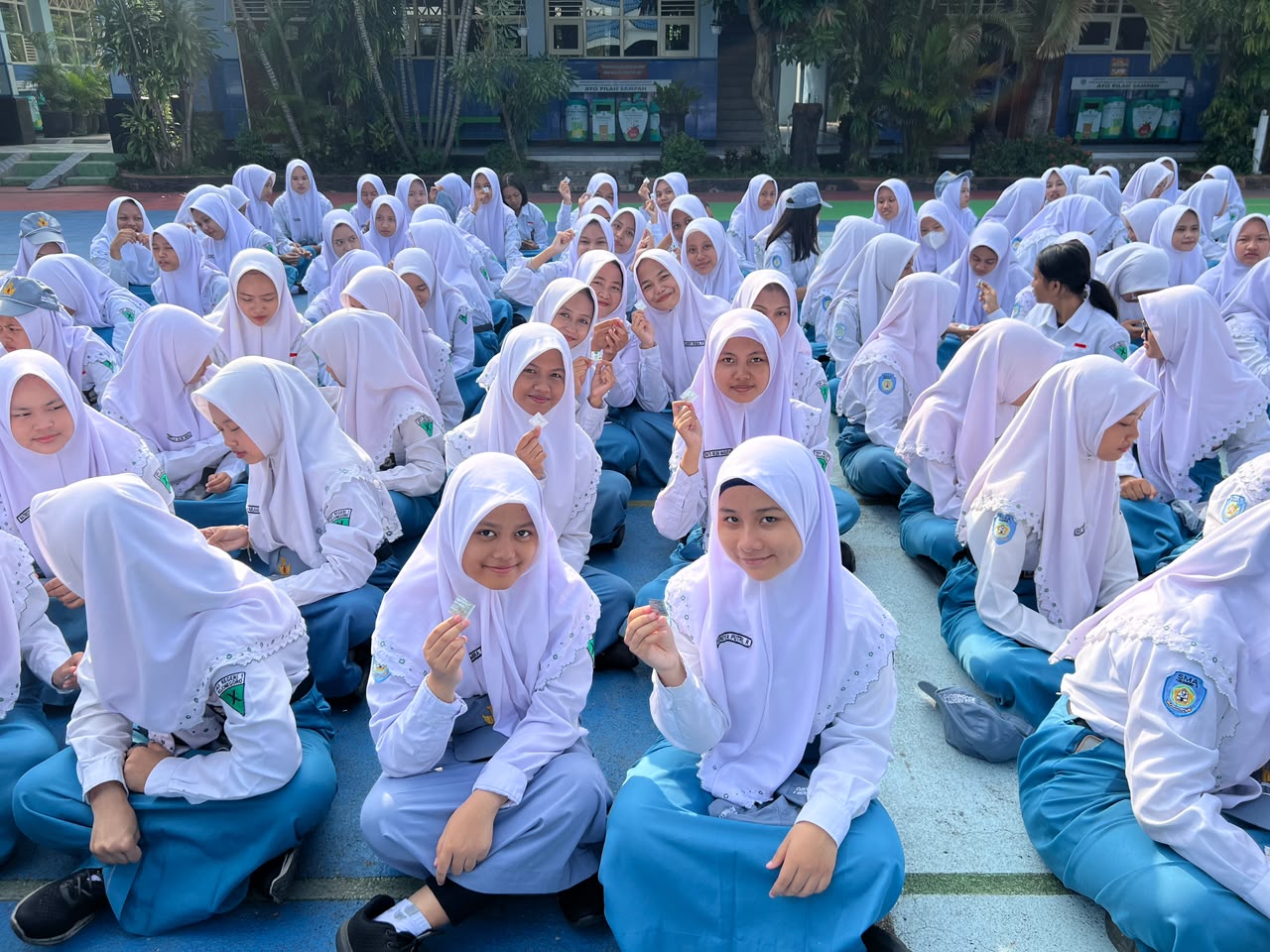 PEMBAGIAN TABLET TAMBAH DARAH